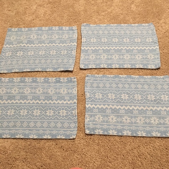 St. Nicholas Square Blue/Silver Placemats - Picture 1 of 5